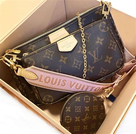 false Louis Vuitton pochette